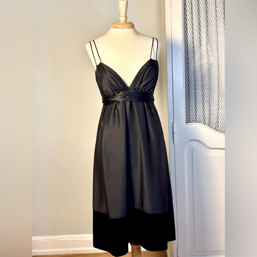 Vintage Bebe Black Silk Babydoll Dress With Versatile Bow Women’s Size Small